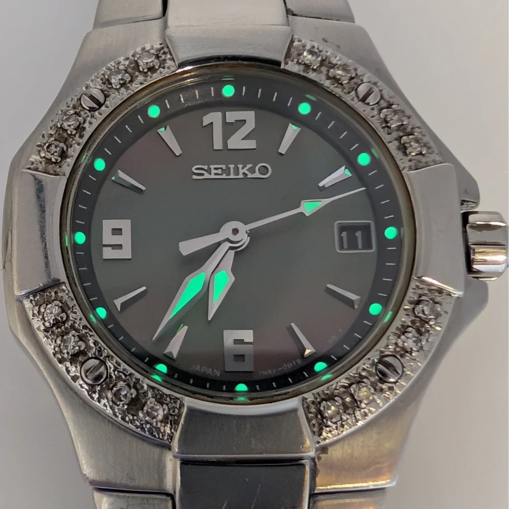 Seiko Coutura 7N82-0BF0 Diamond Bezel MOP Sapphire Women's Watch 28mm 7